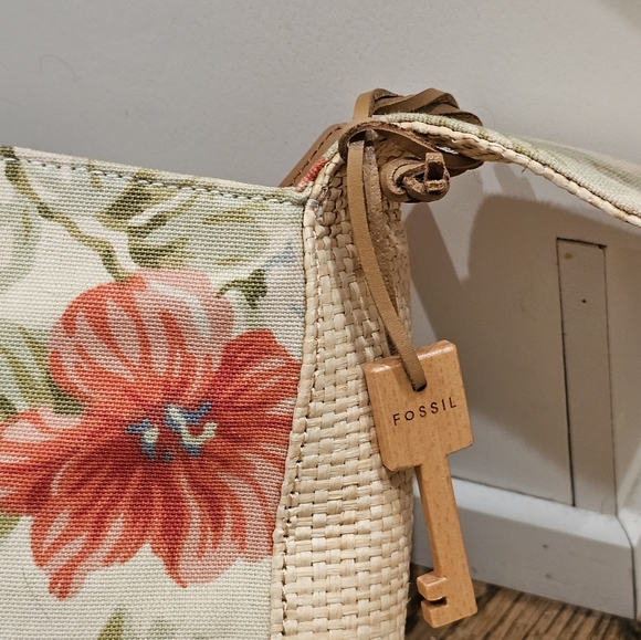 Floral print Fossil canvas and woven straw handbag - Picture 3 of 10